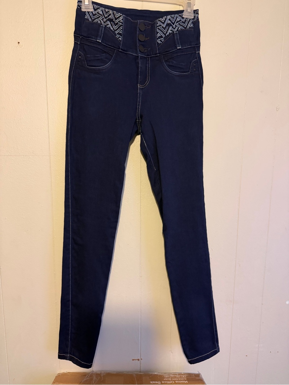 CHEVOTTO colombian Butt Lift Jeans High waist Rhinestone Size 10